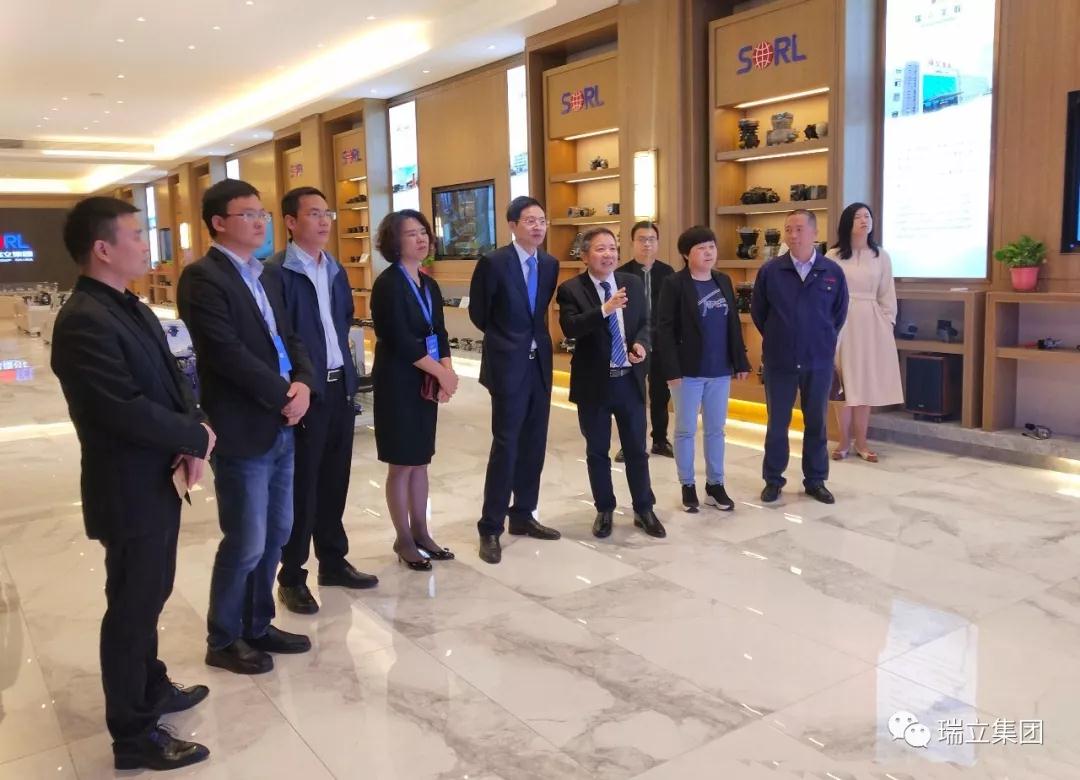 比亞迪股份有限公司副總裁王杰來瑞立考察