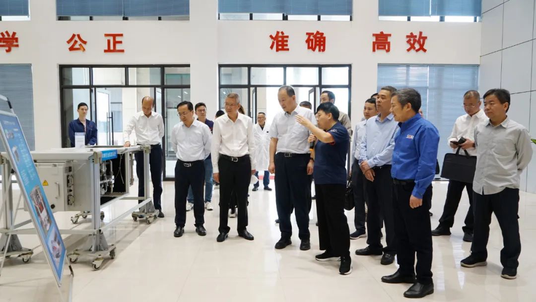 全國人大常委會(huì)法工委副主任李寧一行來瑞立調(diào)研